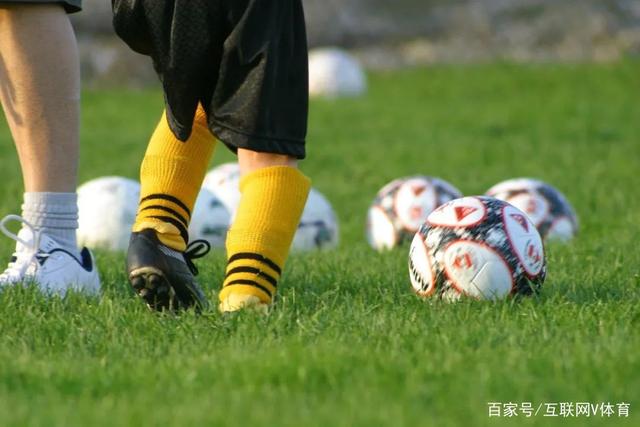 罗马诺：特尔施特根租借阿贾克斯一年 后者承担大部分薪水